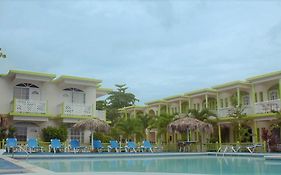 Fun Holiday Beach Resort
